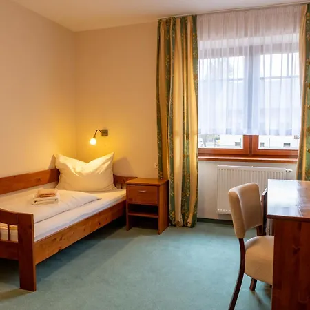 Za Vodou * Oscadnica