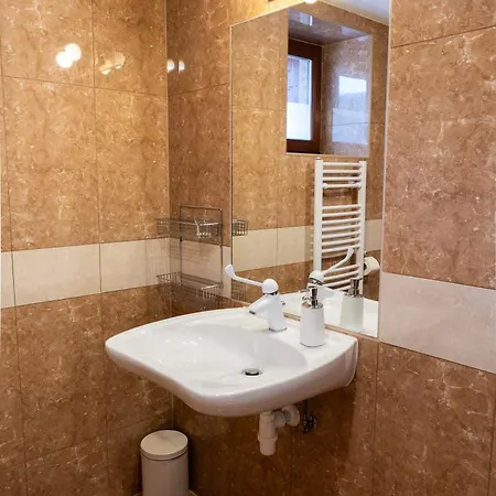 Za Vodou Casa de hóspedes *