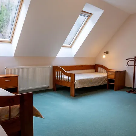 Za Vodou Casa de hóspedes Oscadnica