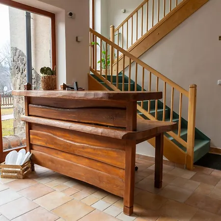 Za Vodou Casa de hóspedes *