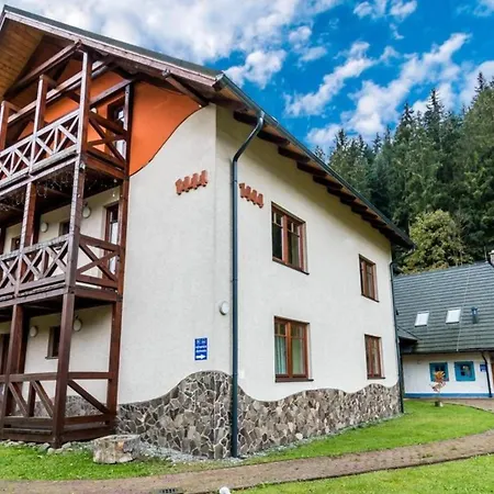 Guest house Za Vodou Oscadnica